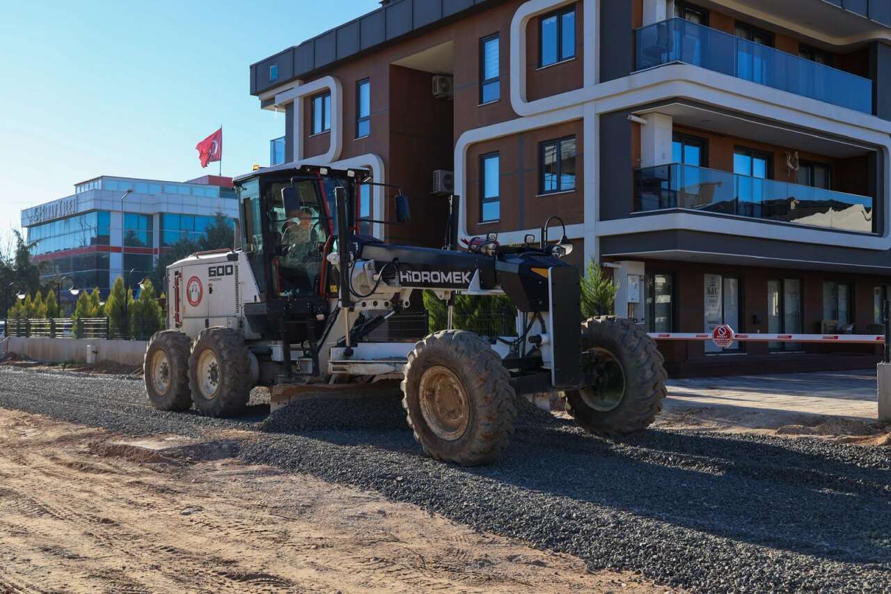 Menteşe Belediyesi’nden Kolejler Bölgesi’nde Üstyapı Çalışmaları Başladı 5